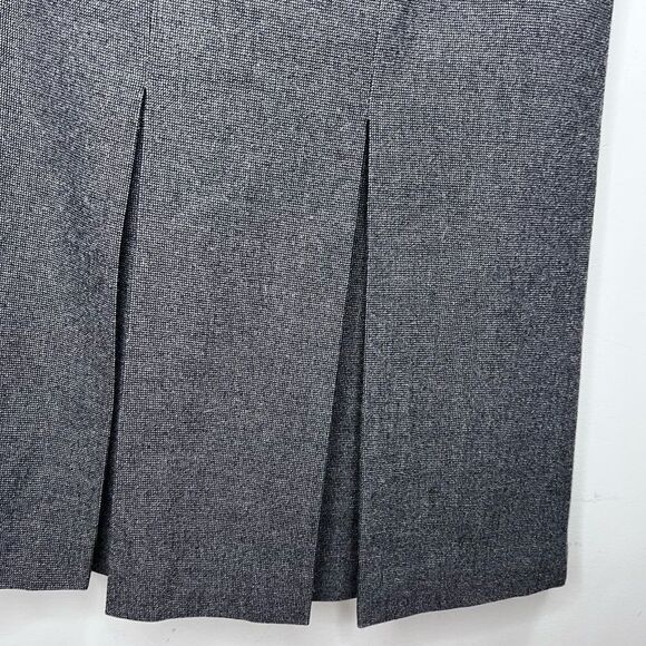 𝅺size 10 Conrad C Grey Pleated Skirt - Picture 4 of 8